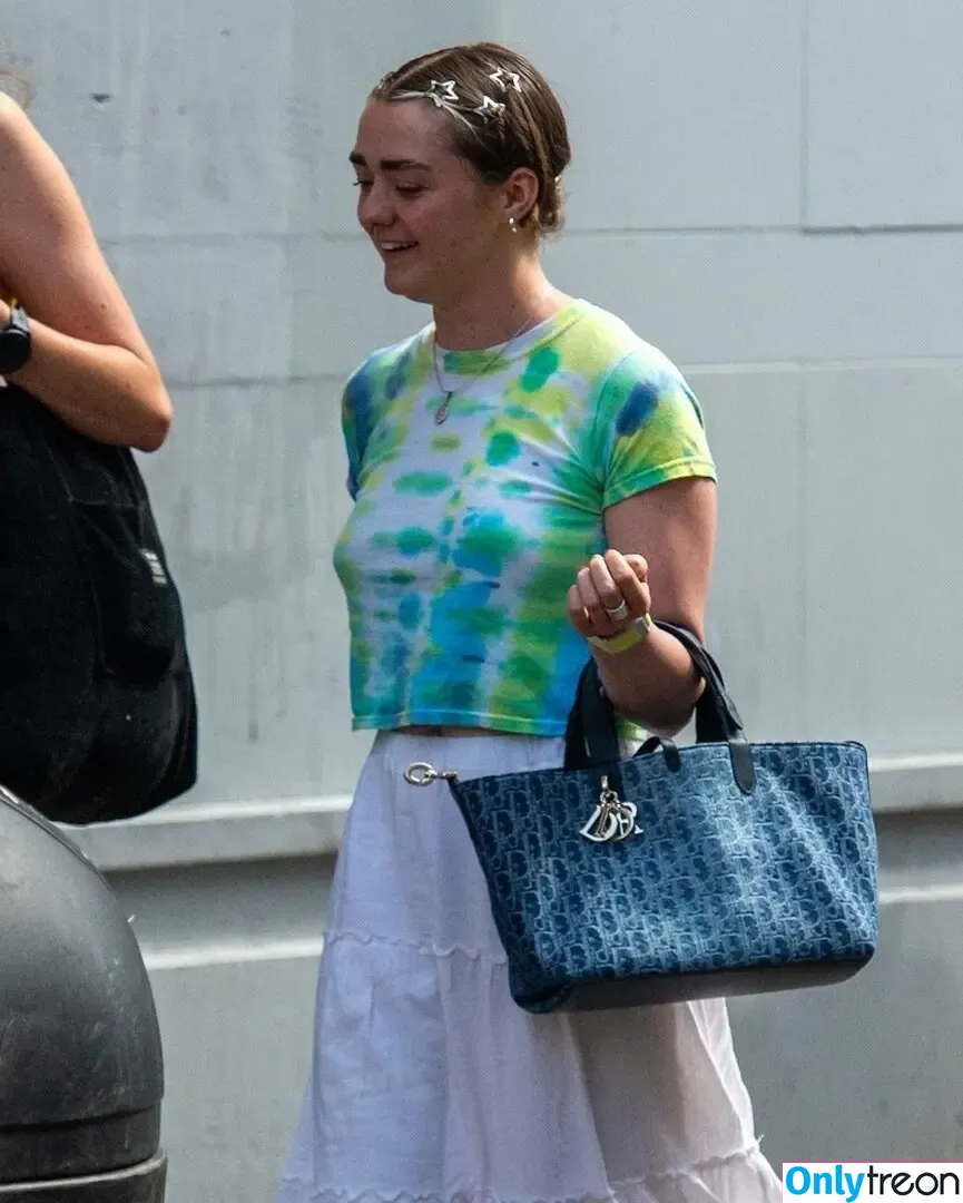 Maisie Williams nude photo #1503 (Maisie_Williams)