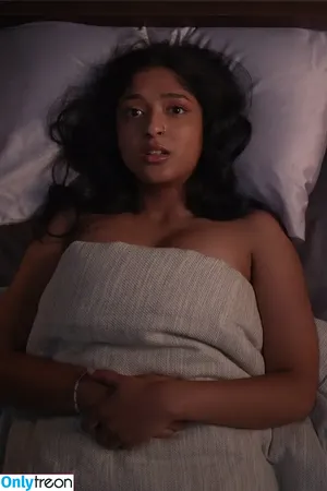 Maitreyi Ramakrishnan / maitreyiramakrishnan / ramakrishnannn nude photo #0193