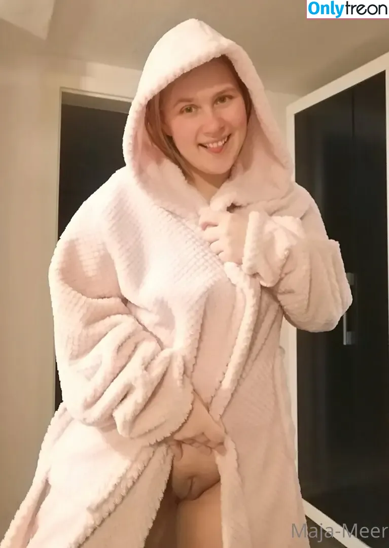 Maja Meer nude photo #0234 (maja_meer / maja_meer_official)