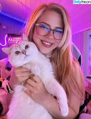 Maji / ilovebitterlife / majijej / officialmajicjames nude photo #0012