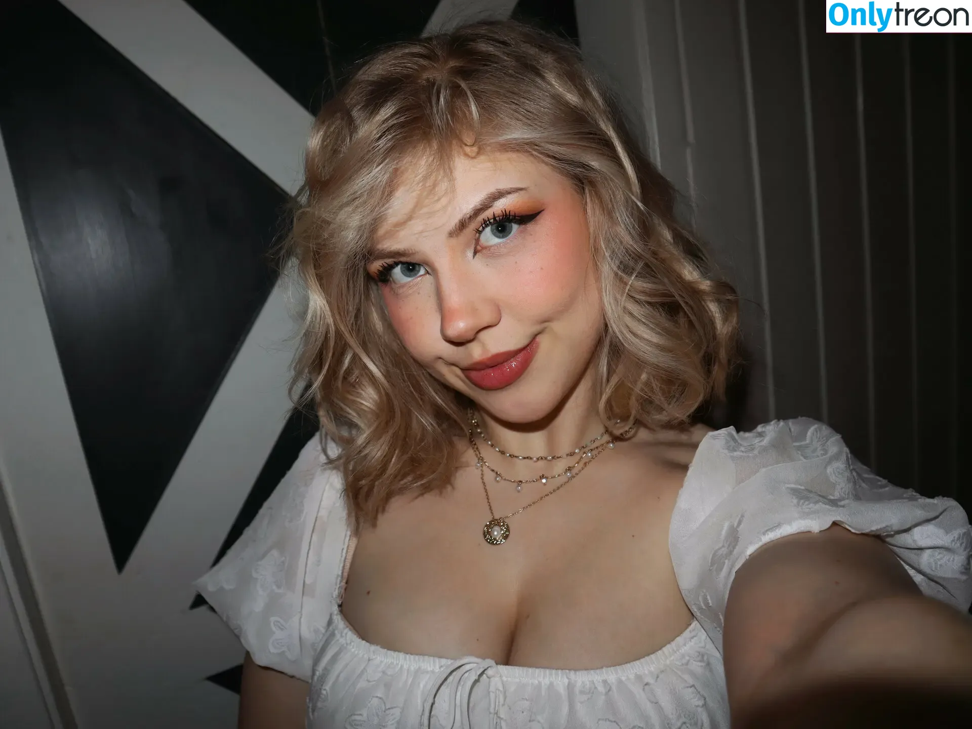 Majijej nude photo #0841 (officialmajicjames1)