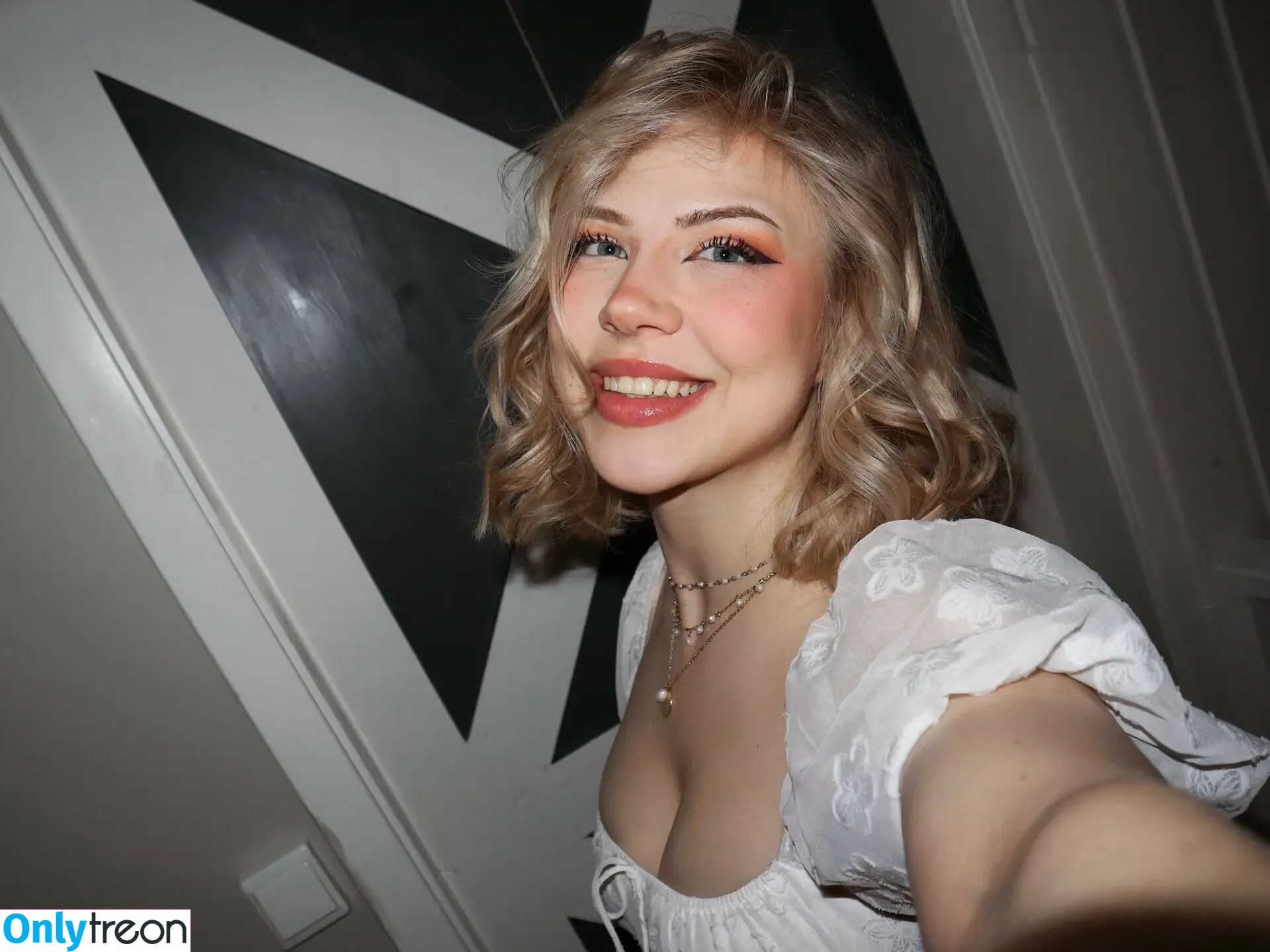 Majijej nude photo #0854 (officialmajicjames1)