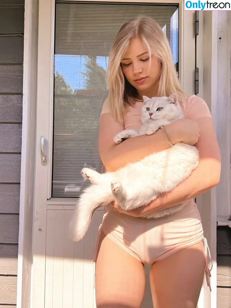 Majijej nude photo #0940 (officialmajicjames1)