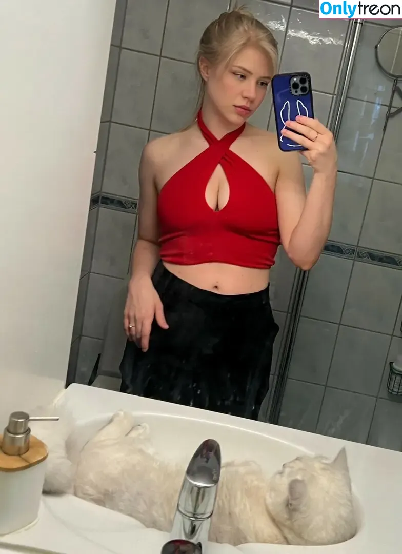 Majijej nude photo #0979 (officialmajicjames1)