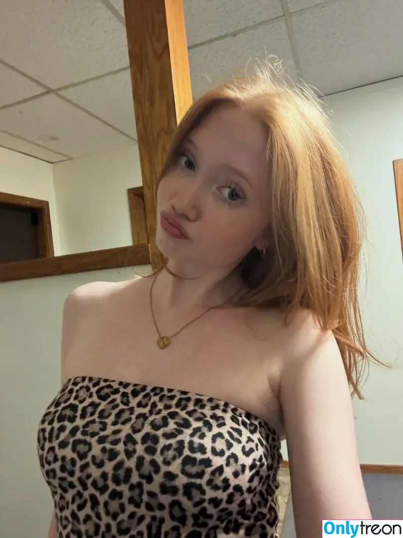 Makenna Kelly nude photo #0632 (Lifewithmak / lifewithmak2005)