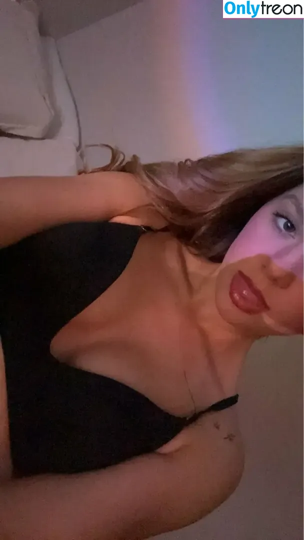 makennakaylee nude photo #0008 (makennakaylee_)