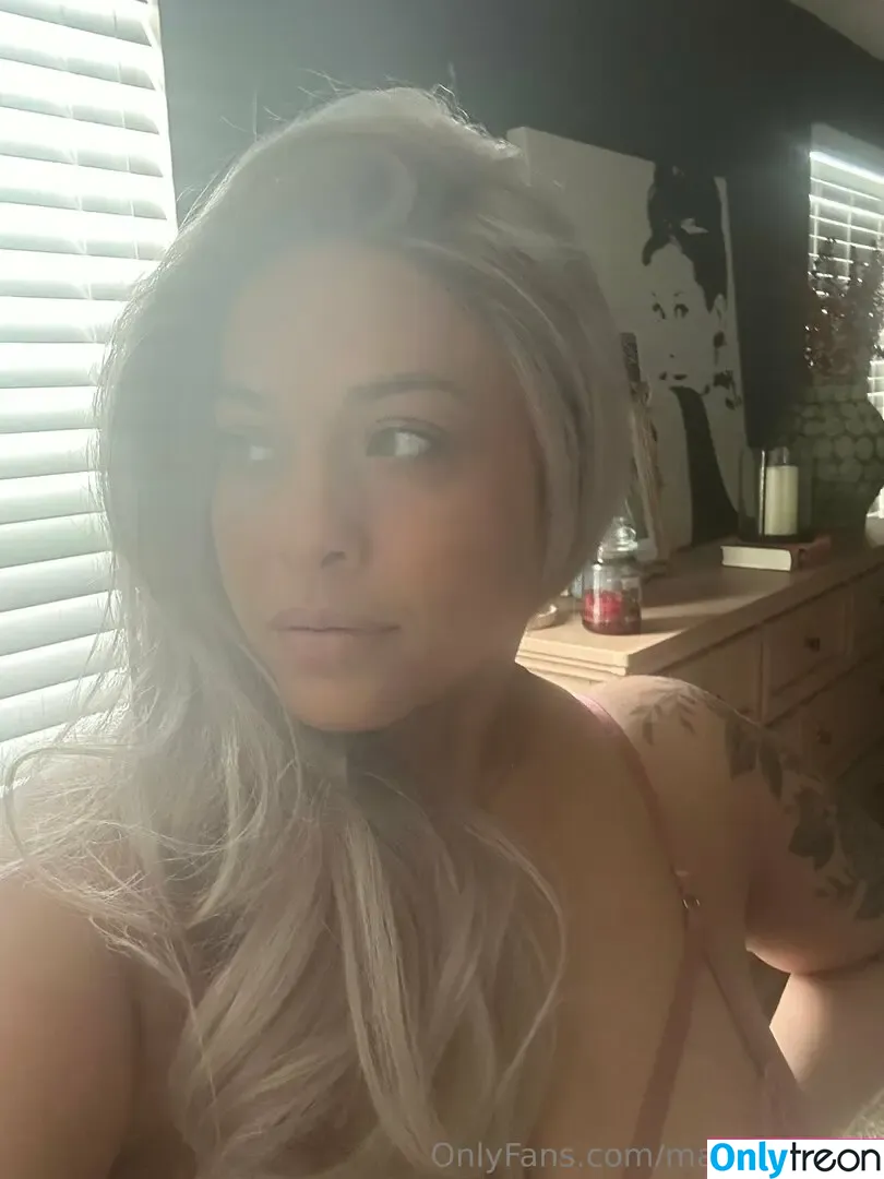 makennalush nude photo #0006 (makennalush)