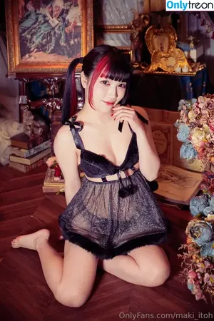 Maki Itoh / maki_itoh / makifuckingitoh nude photo #0681