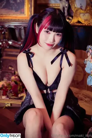 Maki Itoh / maki_itoh / makifuckingitoh nude photo #0683