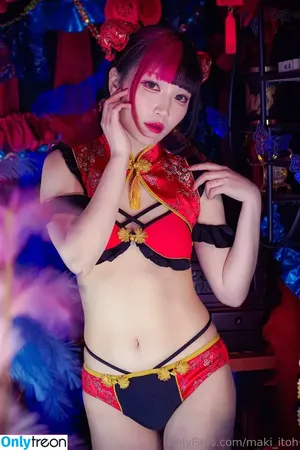 Maki Itoh / maki_itoh / makifuckingitoh nude photo #0795