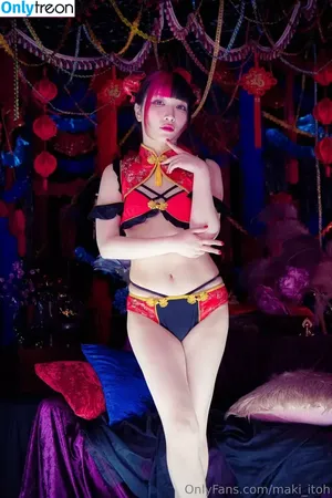 Maki Itoh / maki_itoh / makifuckingitoh nude photo #0817
