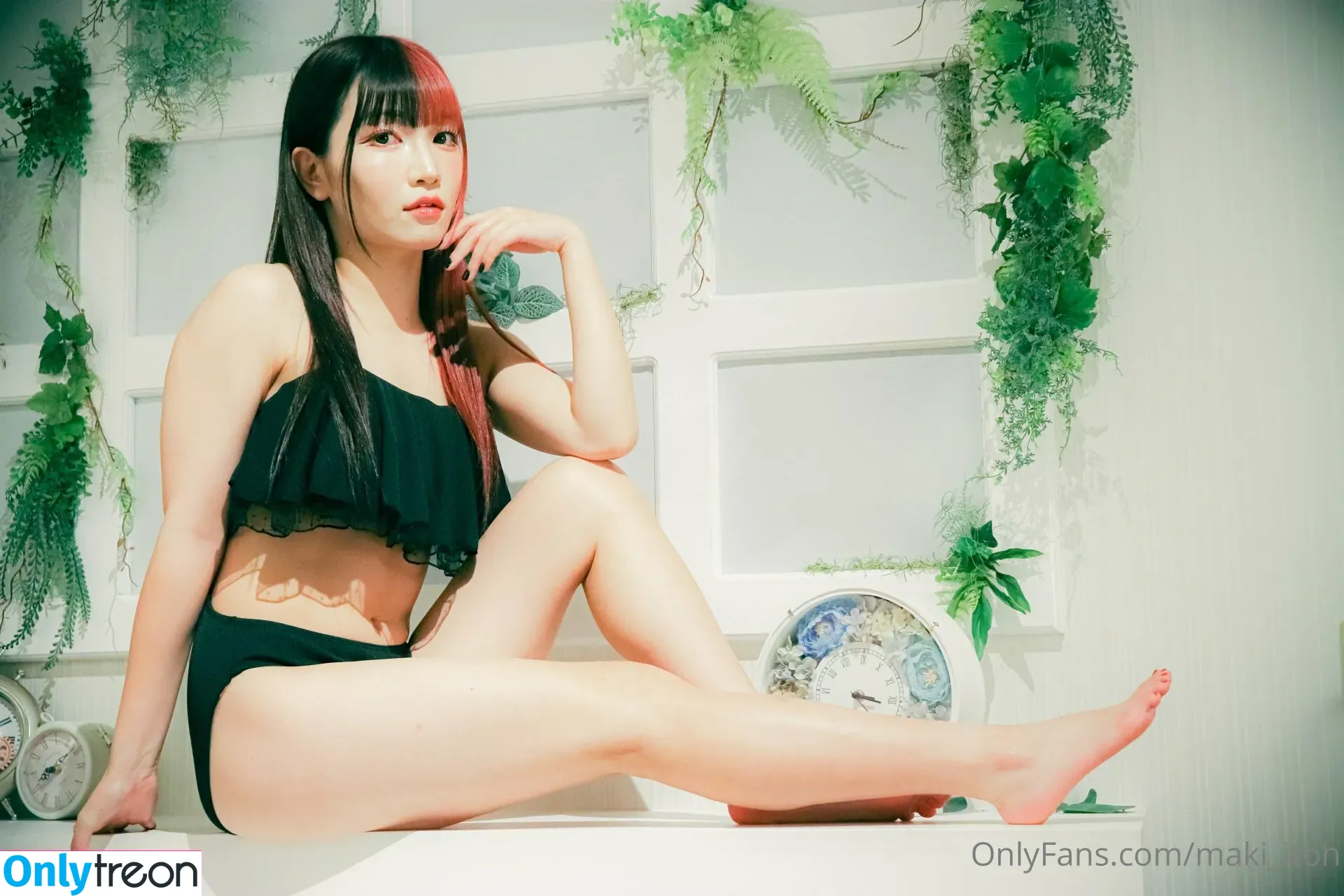 Maki Itoh nude photo #0002 (maki_itoh / makifuckingitoh)