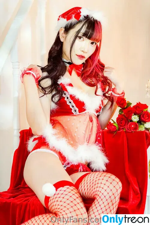 Maki Itoh nude photo #0041 (maki_itoh / makifuckingitoh)