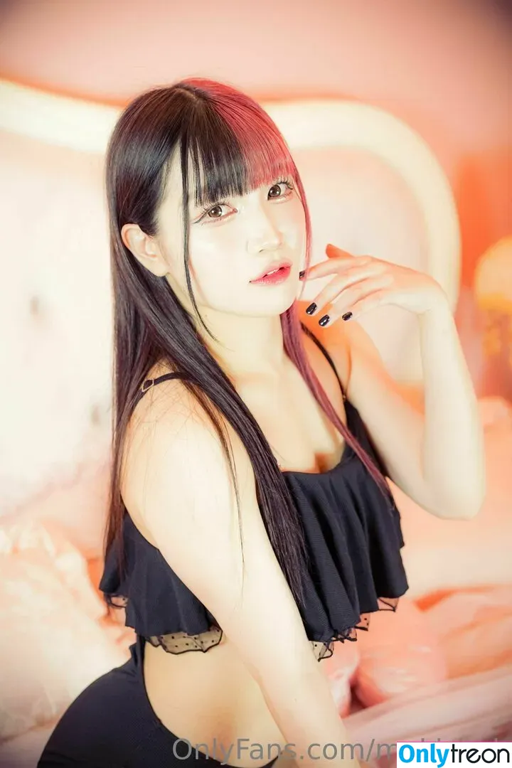 Maki Itoh nude photo #0225 (maki_itoh / makifuckingitoh)