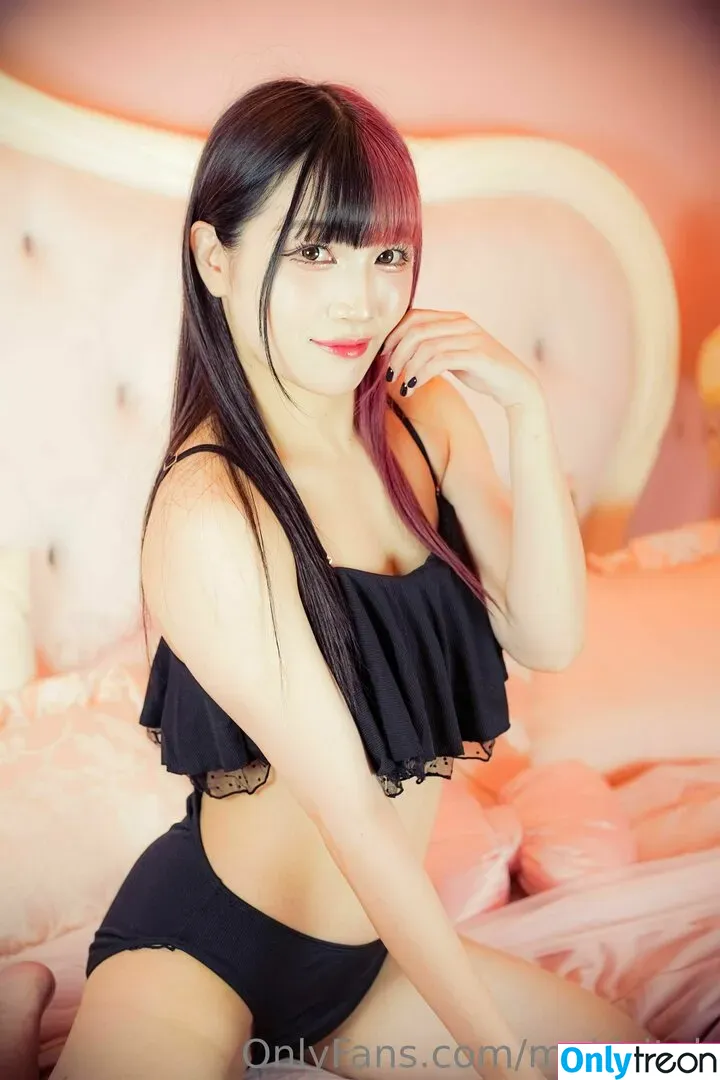 Maki Itoh nude photo #0226 (maki_itoh / makifuckingitoh)