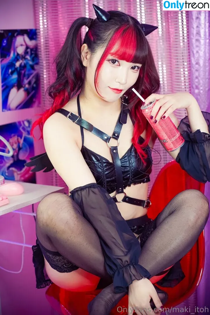 Maki Itoh nude photo #0322 (maki_itoh / makifuckingitoh)