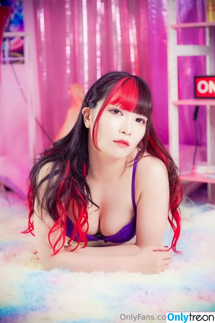 Maki Itoh nude photo #0328 (maki_itoh / makifuckingitoh)