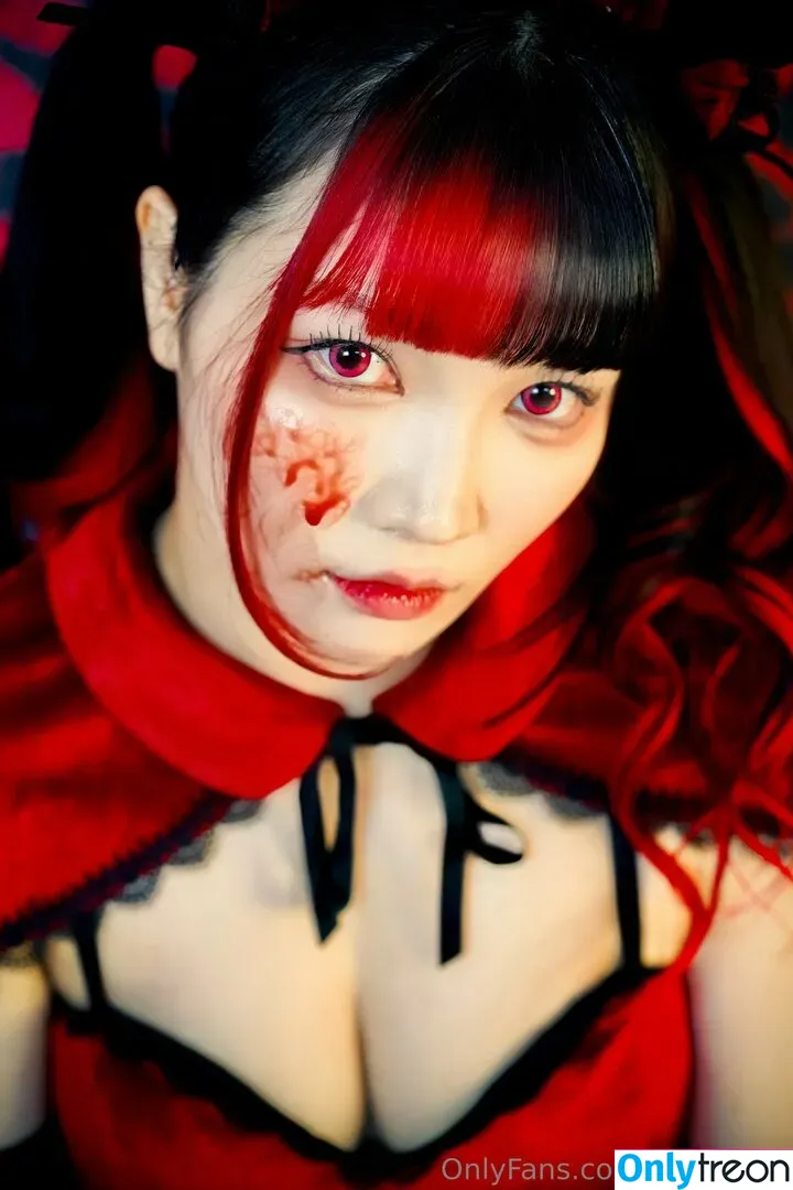 Maki Itoh nude photo #0374 (maki_itoh / makifuckingitoh)