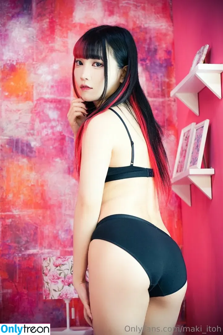 Maki Itoh nude photo #0404 (maki_itoh / makifuckingitoh)