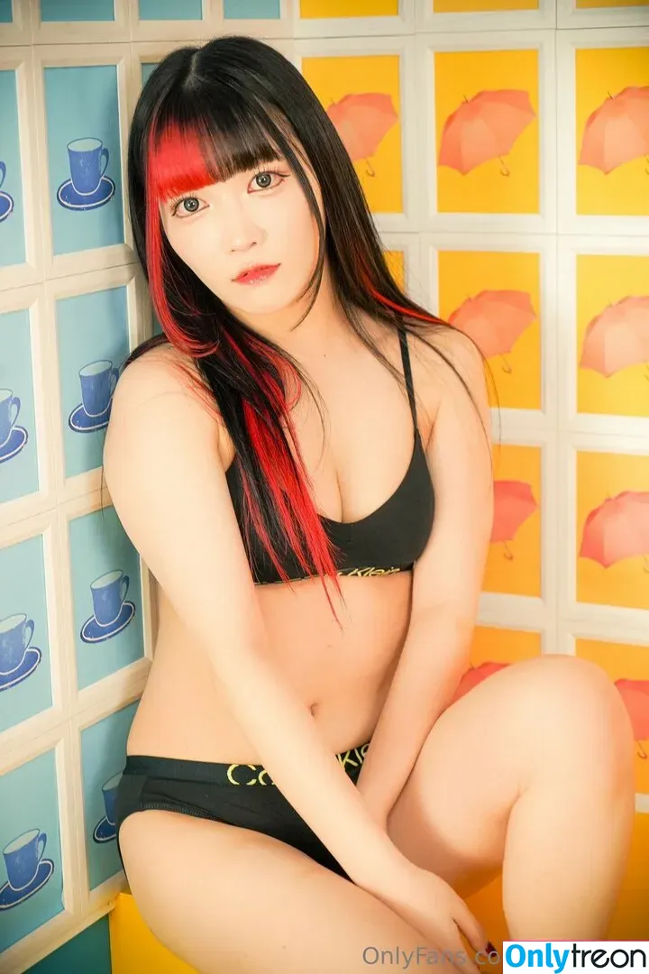 Maki Itoh nude photo #0407 (maki_itoh / makifuckingitoh)