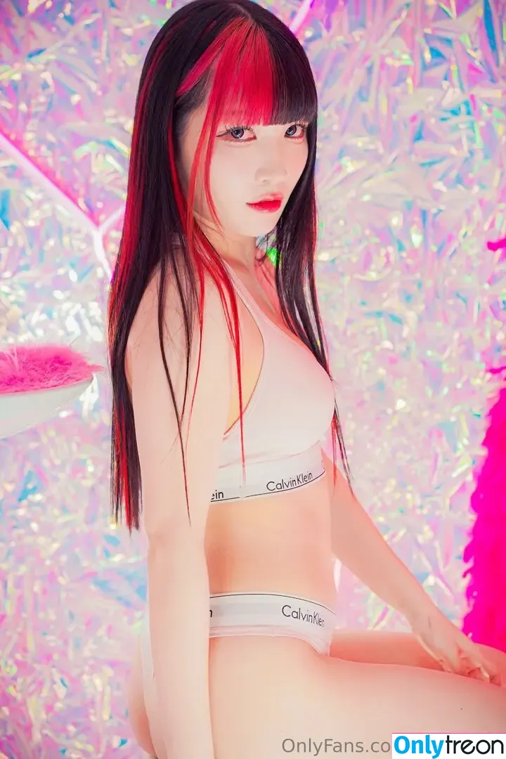 Maki Itoh nude photo #0759 (maki_itoh / makifuckingitoh)
