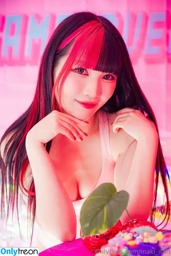 Maki Itoh nude photo #0765 (maki_itoh / makifuckingitoh)