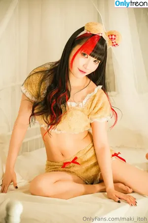 Maki Itoh / maki_itoh / makifuckingitoh nude photo #1380