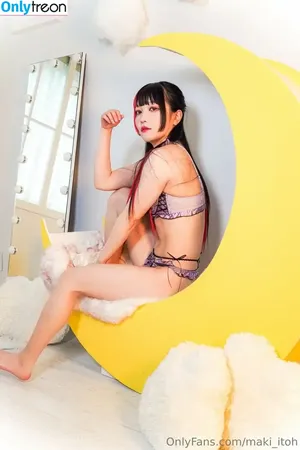 Maki Itoh / maki_itoh / makifuckingitoh nude photo #1432