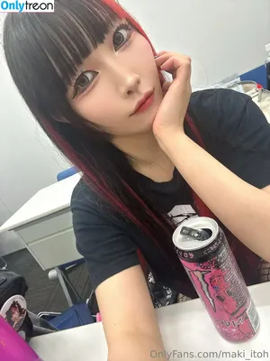 Maki Itoh / maki_itoh / makifuckingitoh nude photo #1475