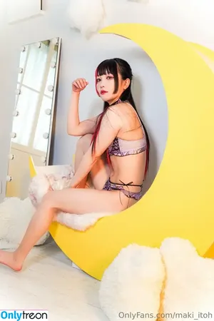 Maki Itoh / maki_itoh / makifuckingitoh nude photo #1476