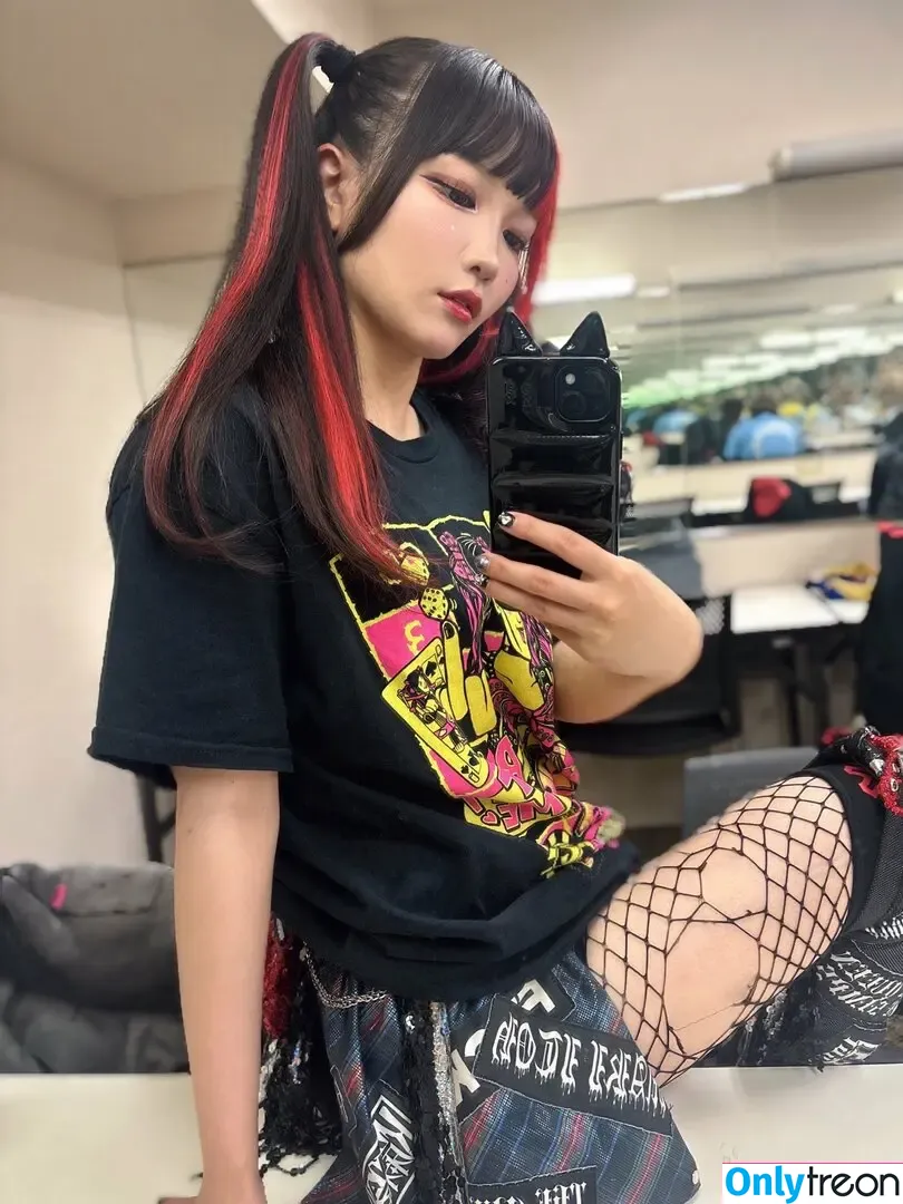 Maki Itoh nude photo #1441 (maki_itoh / makifuckingitoh)