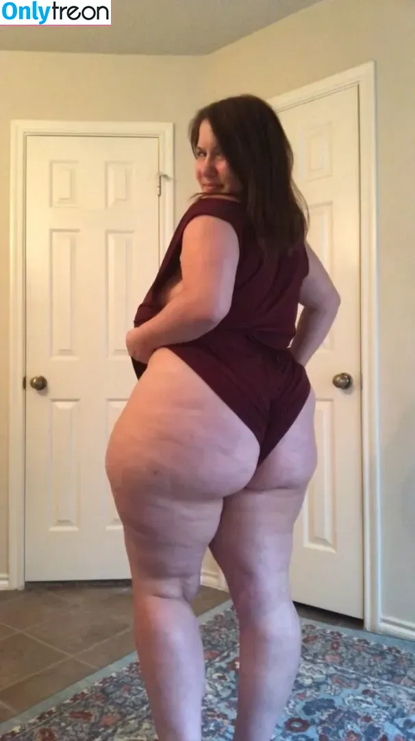 Mal Malloy nude photo #0381 (MalMalloy / itsamemalmalloy)