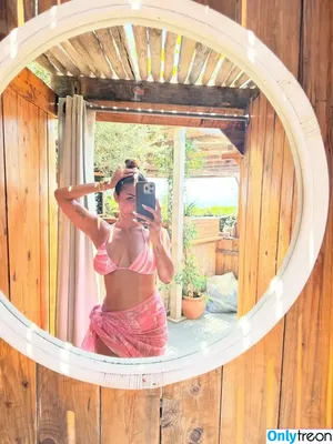 Malaika Arora / malaikaaroraofficial nude photo #0094