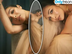 Malaika Arora / malaikaaroraofficial nude photo #0140