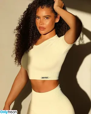 Malaika Terry / malaikaterry / malaikaterryy nude photo #0663