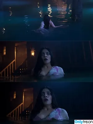 Malavika Mohanan / malavikamohanan_ nude photo #0075