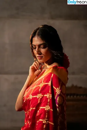 Malavika Mohanan / malavikamohanan_ nude photo #0096