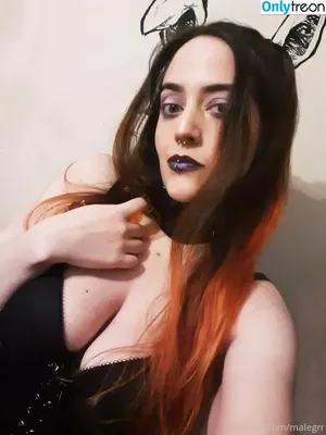 malegrr / almagrrr nude photo #0032