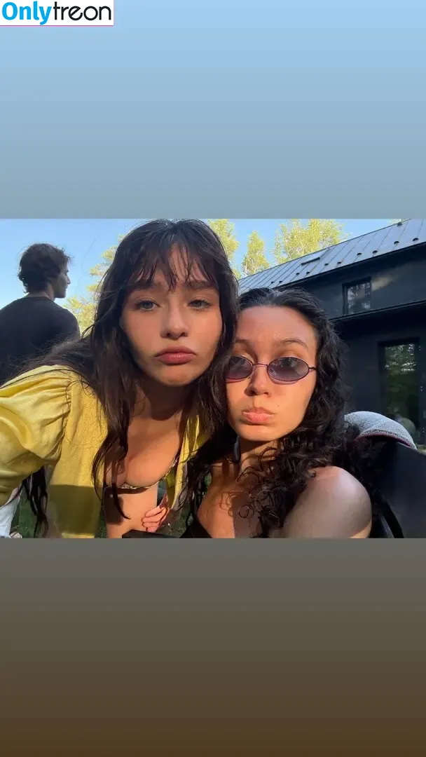 Malina Weissman nude photo #0347 (malinaweissman)