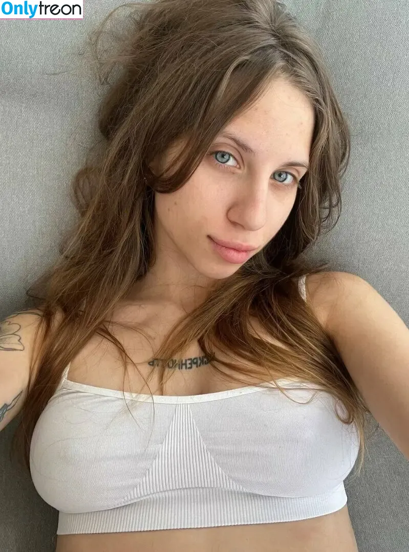 maltihoneyy nude photo #0277 (maltdisney)