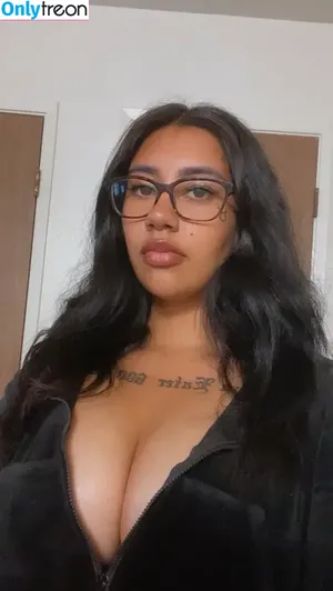 Mamacita600 / Jennifer Larios / jennlarioss nude photo #0004