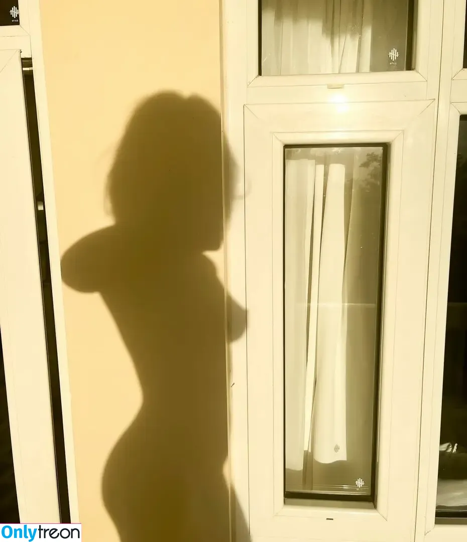 Mami Yakult nude photo #0007 (qtyakult / shawtyakult / urmamiyakult)