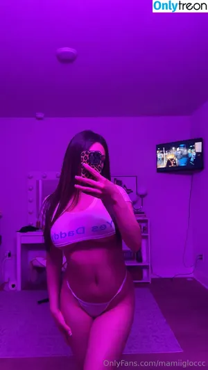 mamiigloccc / itssaraaahy / mamiglocc nude photo #0004