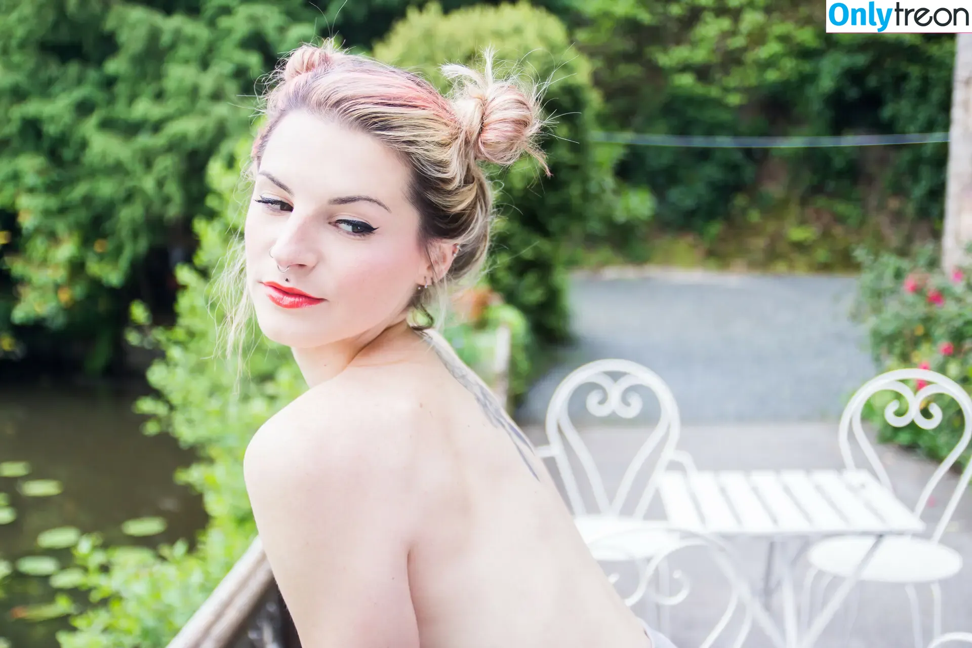 mandeelou nude photo #0273 (mandeelousg)