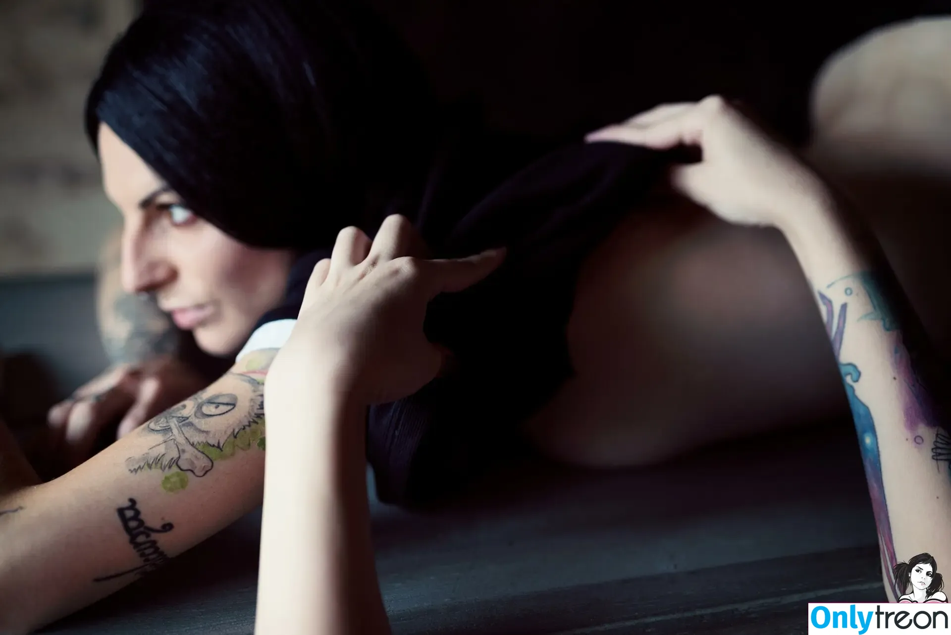 mandeelou nude photo #0370 (mandeelousg)