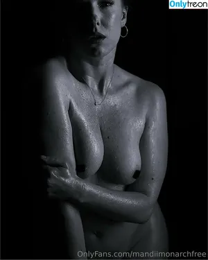 mandiimonarchfree / mandiimonarch nude photo #0054