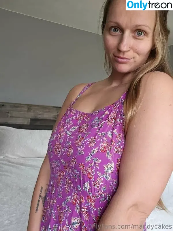 Mandy Cakes nude photo #0006 (mandycakes / mxndy_cxkes)
