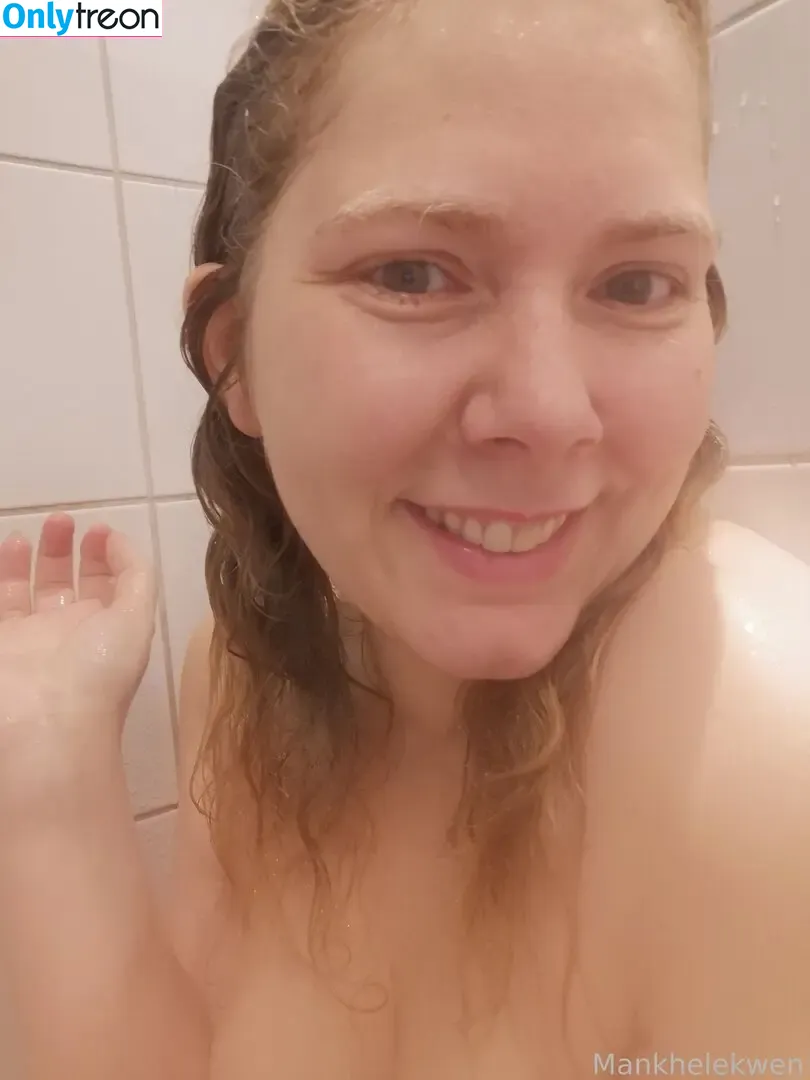 Mankhelekwen nude photo #0118 (Mankhelekwen)