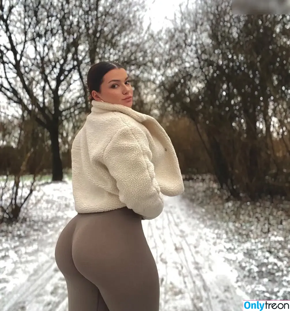 Mara.ambronn nude photo #0009 (Mara.ambronn)