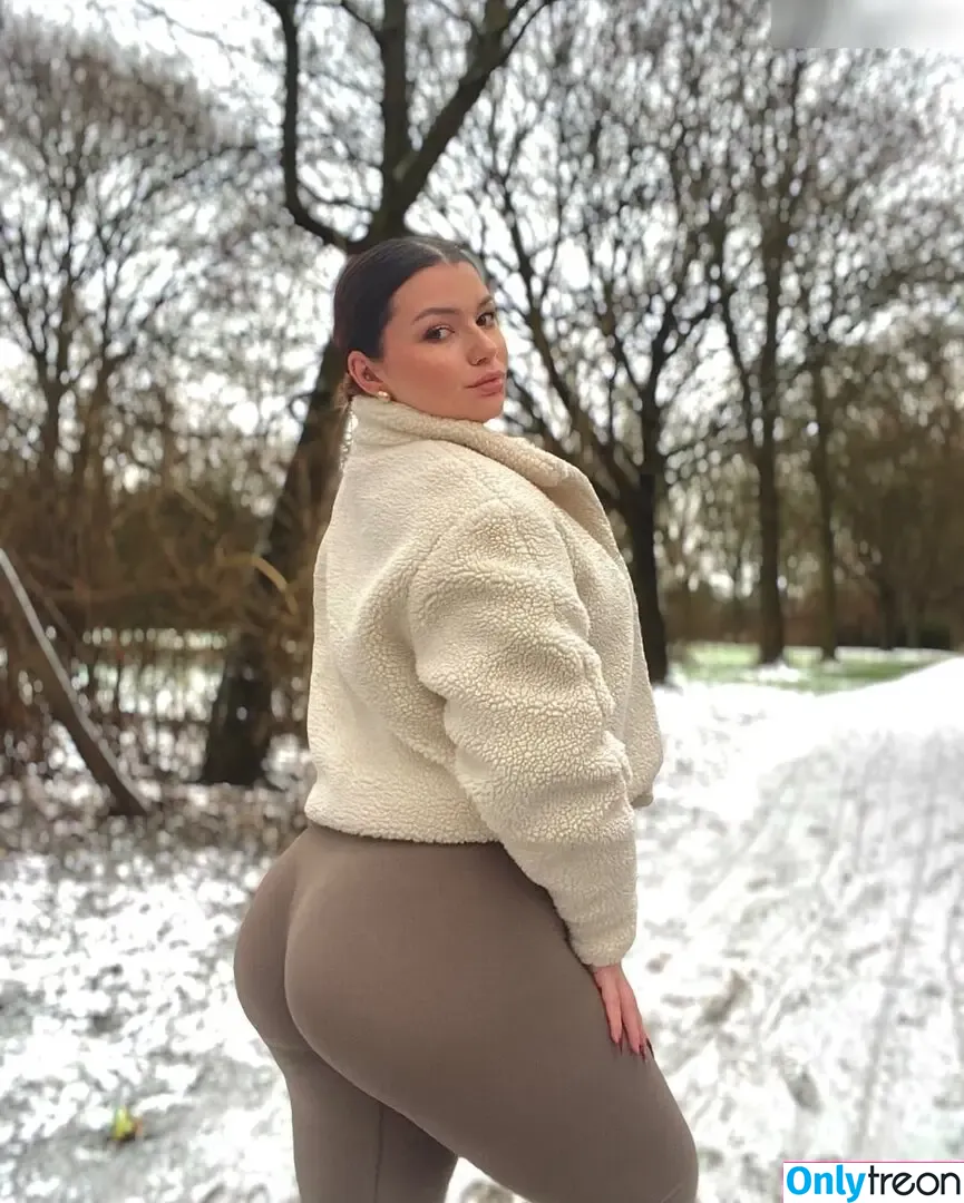 Mara.ambronn nude photo #0047 (Mara.ambronn)